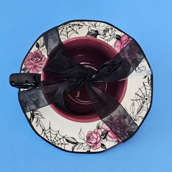 Skull & Roses Teacup & Saucer Pink Unique Halloween Gothic Dishware Park Chateau - Picture 7 of 13